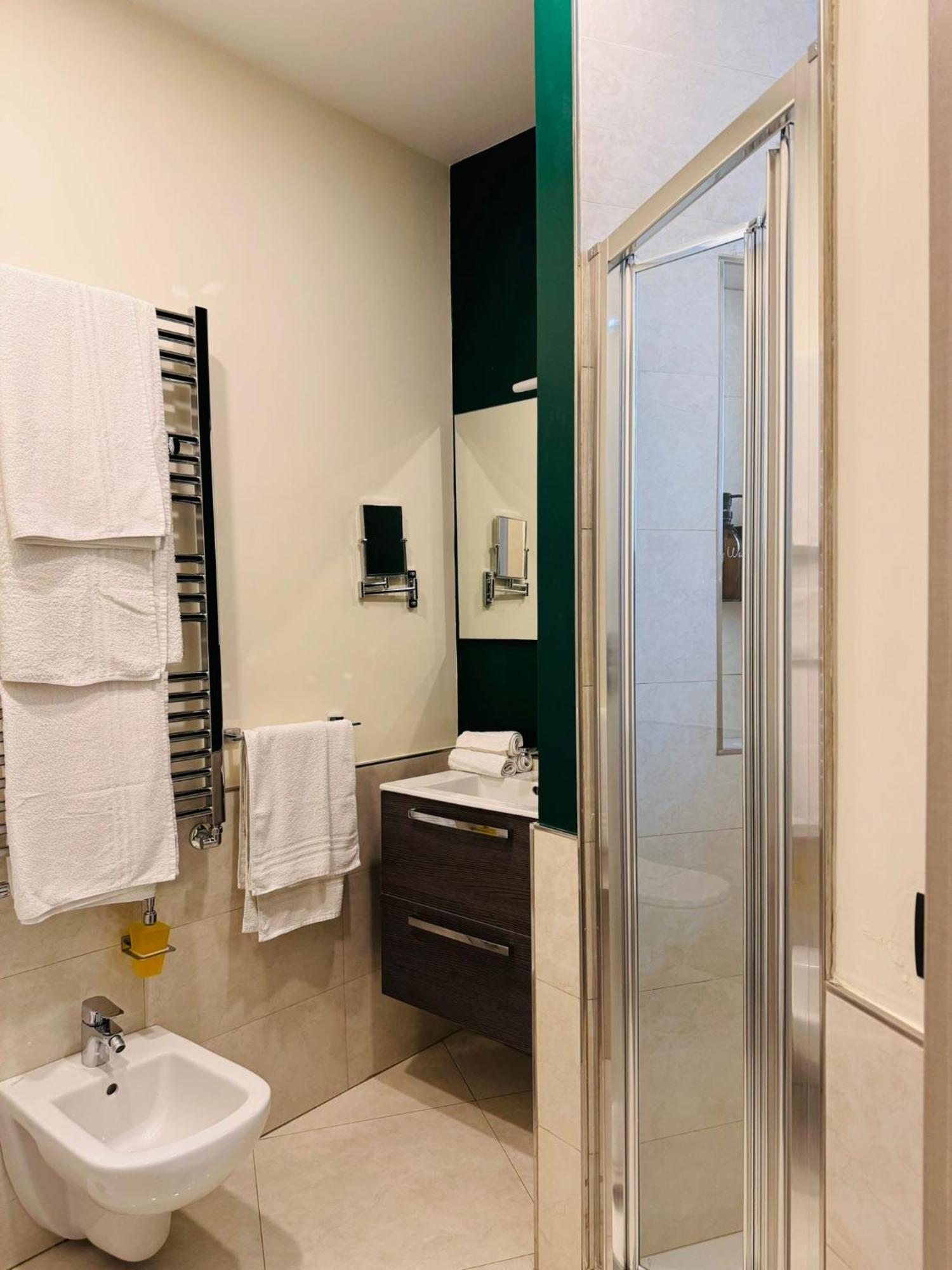The One Napoli Luxury Apartment Exterior foto